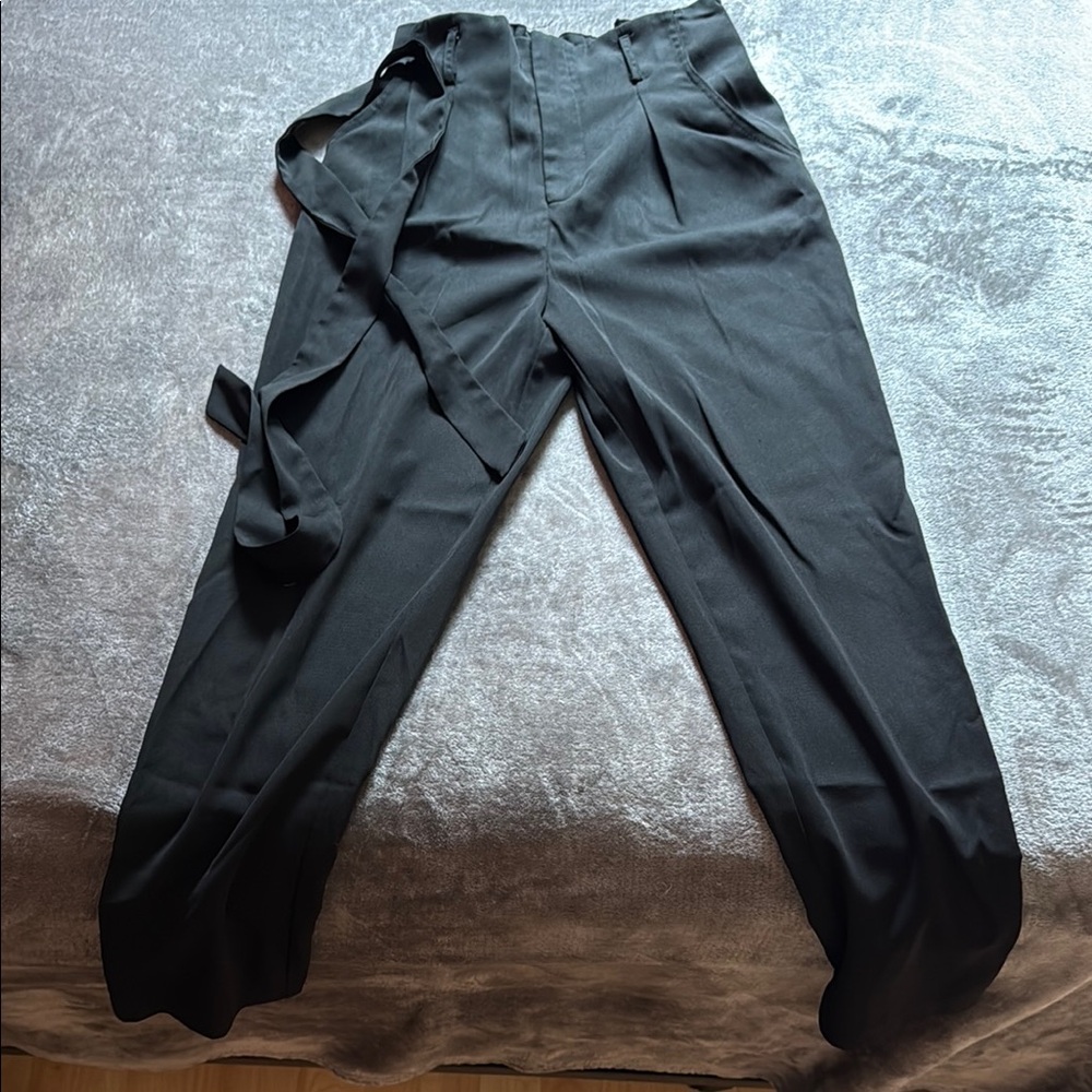 Windsor Black Trousers with Relaxed Fit and Technical Fabric